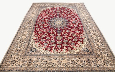 Nain - Carpet - 302 cm - 208 cm