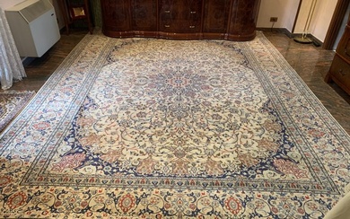 Nain - Carpet - 4.03 m - 3.02 m
