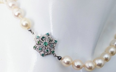 Necklace - 14 kt. White gold Emerald