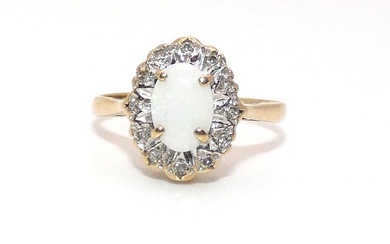 No Reserve Price - Ring - 9 kt. Yellow gold Opal - Diamond