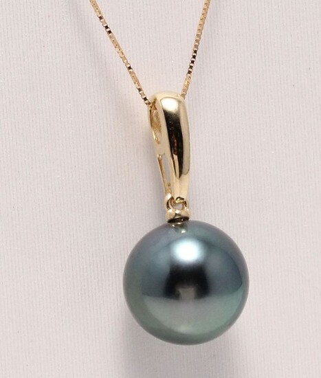 No reserve price - 14 kt. Yellow Gold -11x12mm Round Tahitian Pearl - Necklace with pendant