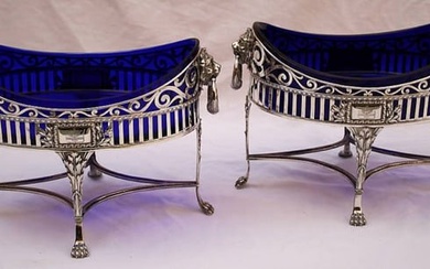 PAIR OF 19C STERLING SILVER FRENCH CENTER PIECES