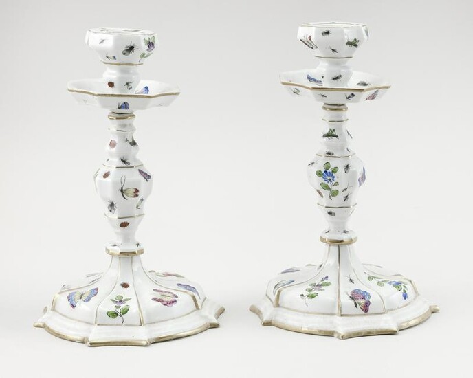 PAIR OF CONTINENTAL PORCELAIN CANDLESTICKS Late