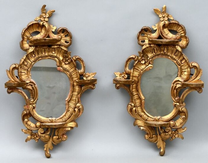 Paar Konsolspiegelchen / pair of frames with wall consoles