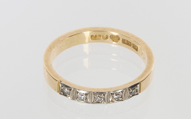 RING WITH DIAMONDS approx 0,075ct, 18K gold, 1967.