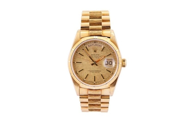 ROLEX. 18K YELLOW GOLD DAY-DATE.