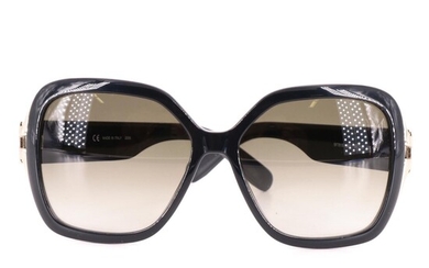 Salvatore Ferragamo Black Square Gradient Lens Sunglasses with Case and Box
