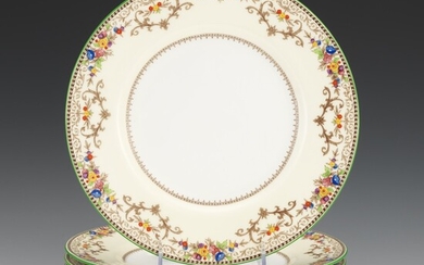 Set of Eight Minton Shaftesbury Pattern Dinner Plates