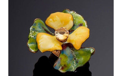 Spectaculaire bague en or jaune 18 carats (750/000), émail et citrine, figurant une importante fleur...