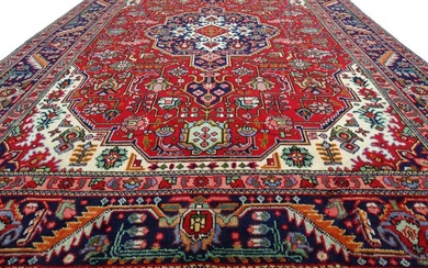 Tabriz - Cleaned Carpet - 305 cm - 198 cm