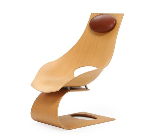 SOLD. Tadao Ando: "Dream Chair". Easy chair with oak frame and neck cushion with brown leather. Manufactured by Carl Hansen & Søn. – Bruun Rasmussen Auctioneers of Fine Art