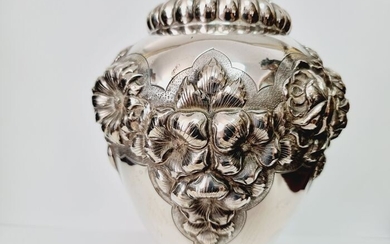 Vase, 29cm Large - .833 silver - Portugal - Mid 20th century