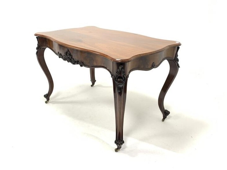 Victorian figured mahogany centre table, serpentine top, frieze drawer...