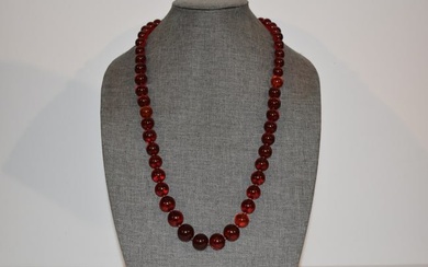 Vintage Old Red Cherry Amber Bakelite Graduated Bead necklace