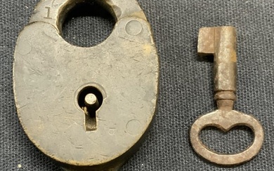 Vintage S S & Co Metal Lock & Key