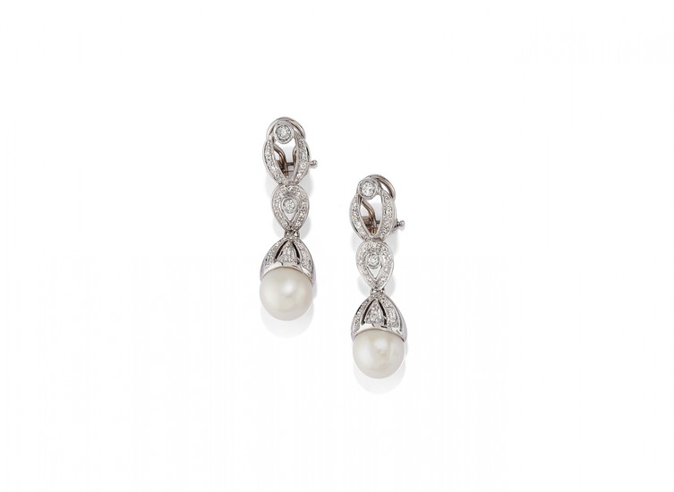 WHITE GOLD, DIAMOND AND PEARL RING AND PAIR OF PENDENT EARRINGS