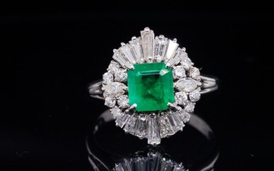 1.00ct Emerald, 1.00ctw Diamond and Platinum Ring