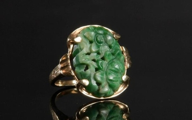 14K Gold and Carved Jadeite Ring