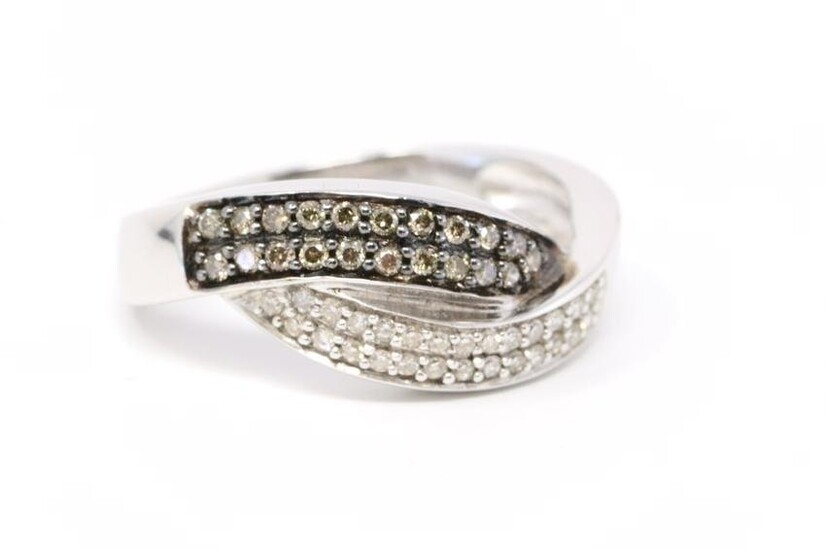 14KT White Gold Diamond Ring.