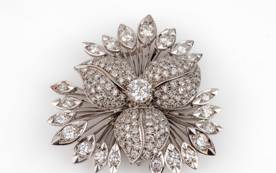 18 kt gold diamond-variation brooch "flower" , WG 750/000, tested,...