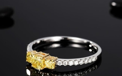 18K White Gold 0.414ctw Diamond Ring