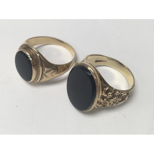 2 9ct gold gents rings (16.2g).