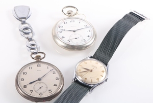 2 Taschenuhren, 1 Armbanduhr "Doxa"