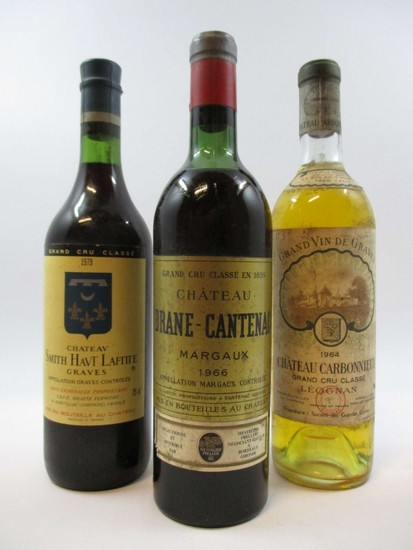 3 bouteilles 1 bt : CHÂTEAU BRANE CANTENAC 1966 2è GC Margaux (haute épaule, étiquette tachée)