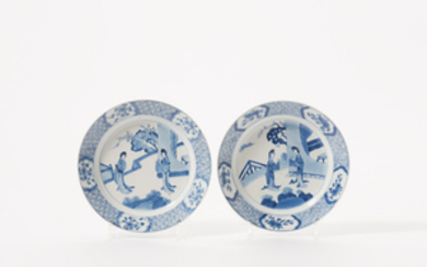 Two Chinese blue and white plates