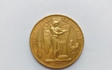 Une pièce en or de 100 FF Génie 1910A