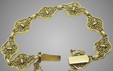 Vintage 18 karat Gold French Filigree Bracelet