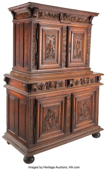 61204: A French Renaissance Revival Carved Walnut Cabin