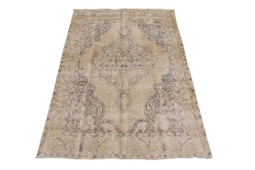 Home Decor (78 x 112 in) Rug 7' x 9' Pale Antiqued