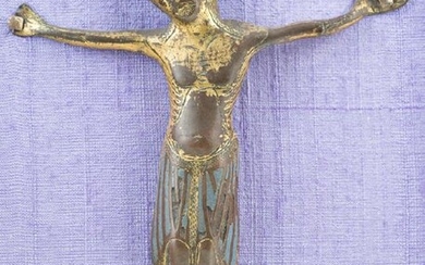 Gilded copper Christ with champlevé enamel. Limoges.