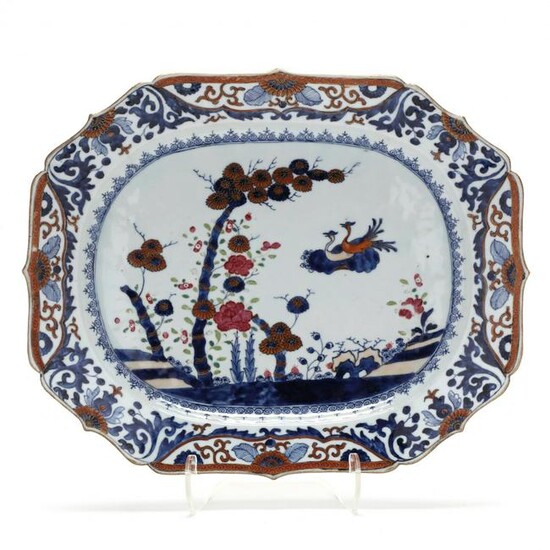A Chinese Export Porcelain Bamboo and Flora Serving