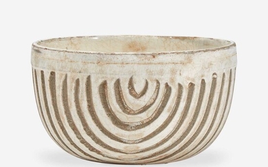 A Chinese carved Cizhou bowl 磁州窑刻划花碗 Northern Song Dynasty 北宋