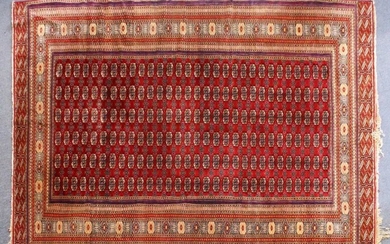 A GOOD LARGE BOKHARA CARPET, MID 20TH CENTURY, red