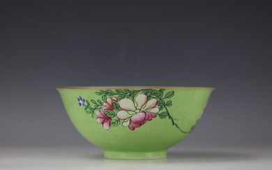 A QianLong Green Grounded Flower Porcelain Bowl