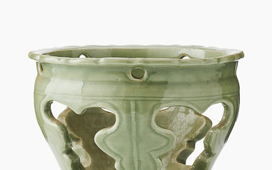 A Longquan celadon reticulated brazier stand