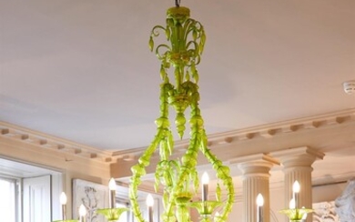 A MURANO GLASS SIXTEEN LIGHT CHANDELIER, BY BAROVIER & TOSO