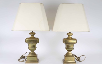 A pair of bronze table lamps, last quarter of the 20th century (2)