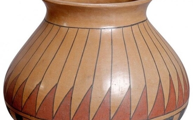 American Indian Acoma Style Feather Pottery Vase, Tena