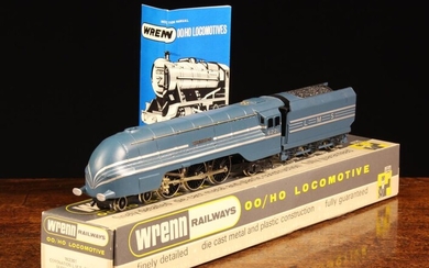 An Extremely Rare Wrenn W2301 Streamlined Coronation class steam locomotive Queen Elizabeth in LMS b