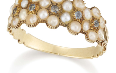 An early Victorian diamond and seed pearl daisy cluster ring,...
