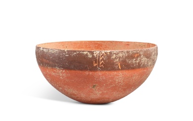 An incised large red pottery bowl, Yangshao culture, Banpo phase, c. 4800-4300 BC 仰韶文化 半坡類型 紅陶刻符缽
