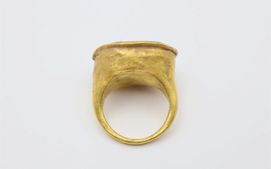 Ancient Greek Gold Ring with Gemstone 5th,3rd Century BC