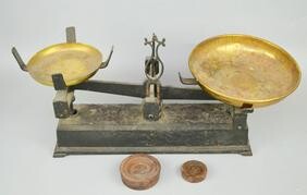 Antique Cast Iron Naval Counter Balance Scale