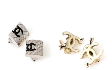 Chanel A set comprising a pair of ear clips in the shape...