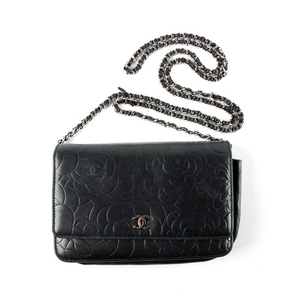 Chanel Black Lambskin Leather Camellia Wallet on Chain Clutch Bag at  auction | LOT-ART
