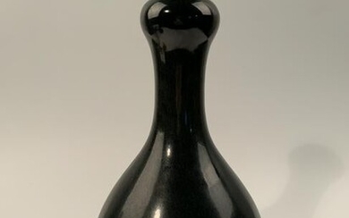 Chinese Black Glaze Garlic Vase